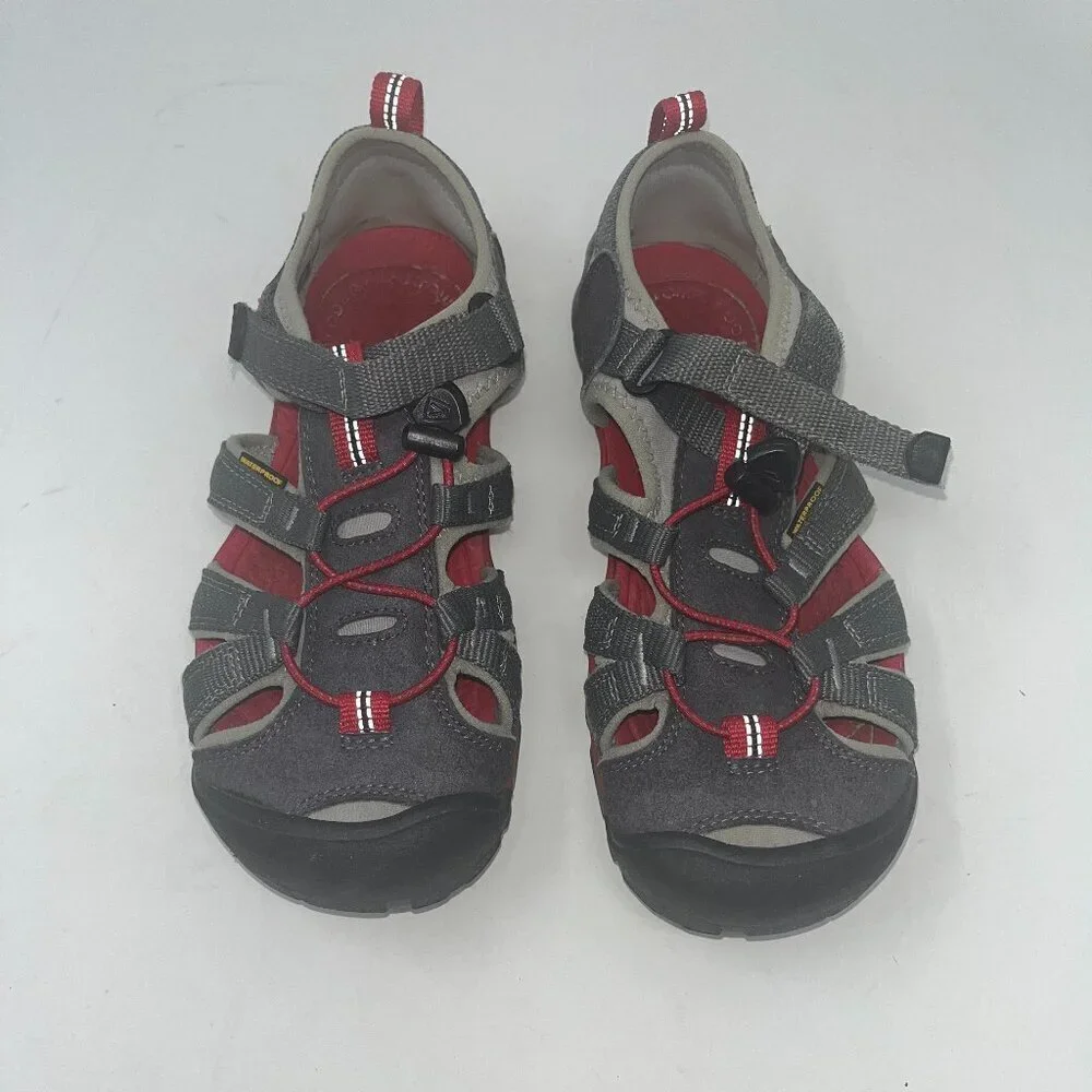 KEEN kids' Seacamp II CNX sandals red grey 4